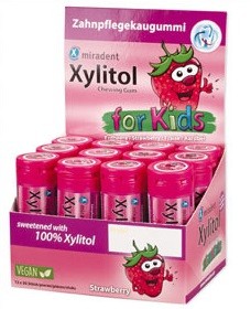 [12-630193] Chicles Xylitol Miradent para niños sabor Fresa Caja 12 botes
